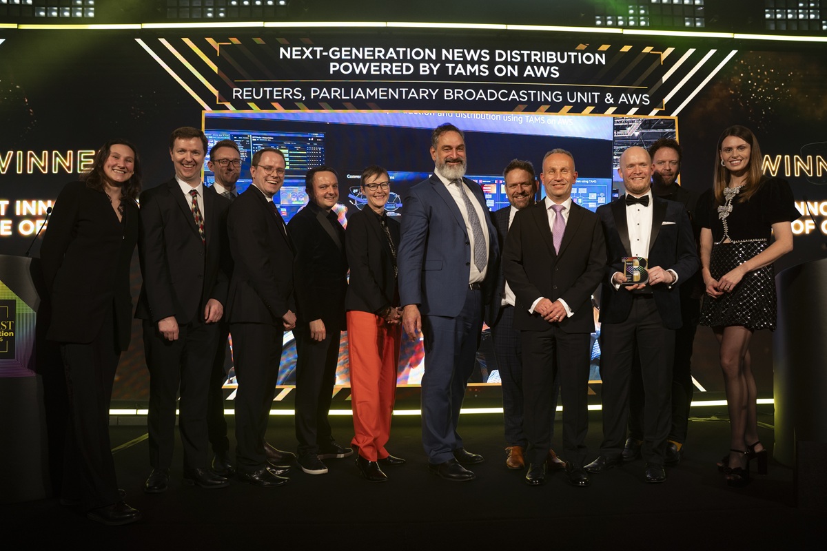 The full team recieving the award